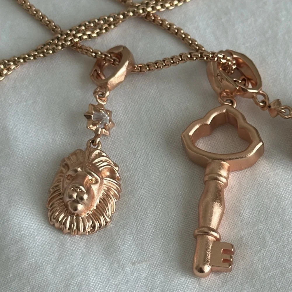 Kendra Scott Zosia long adjustable‎ pendant necklace in rose gold